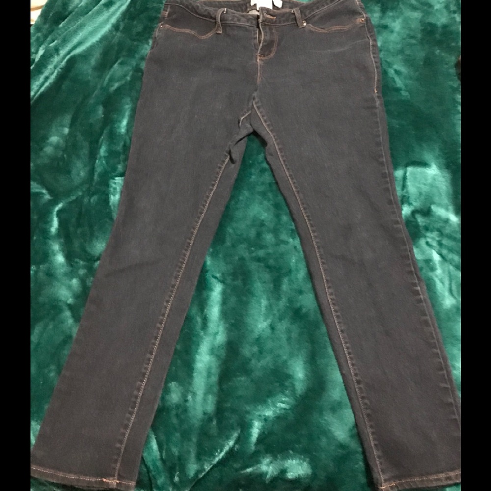 No Boundaries skinny jeans